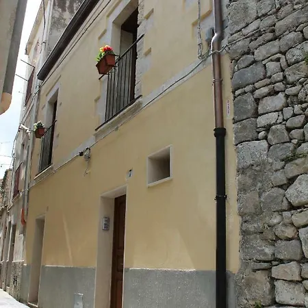 Piccolo Giavante Apartment
